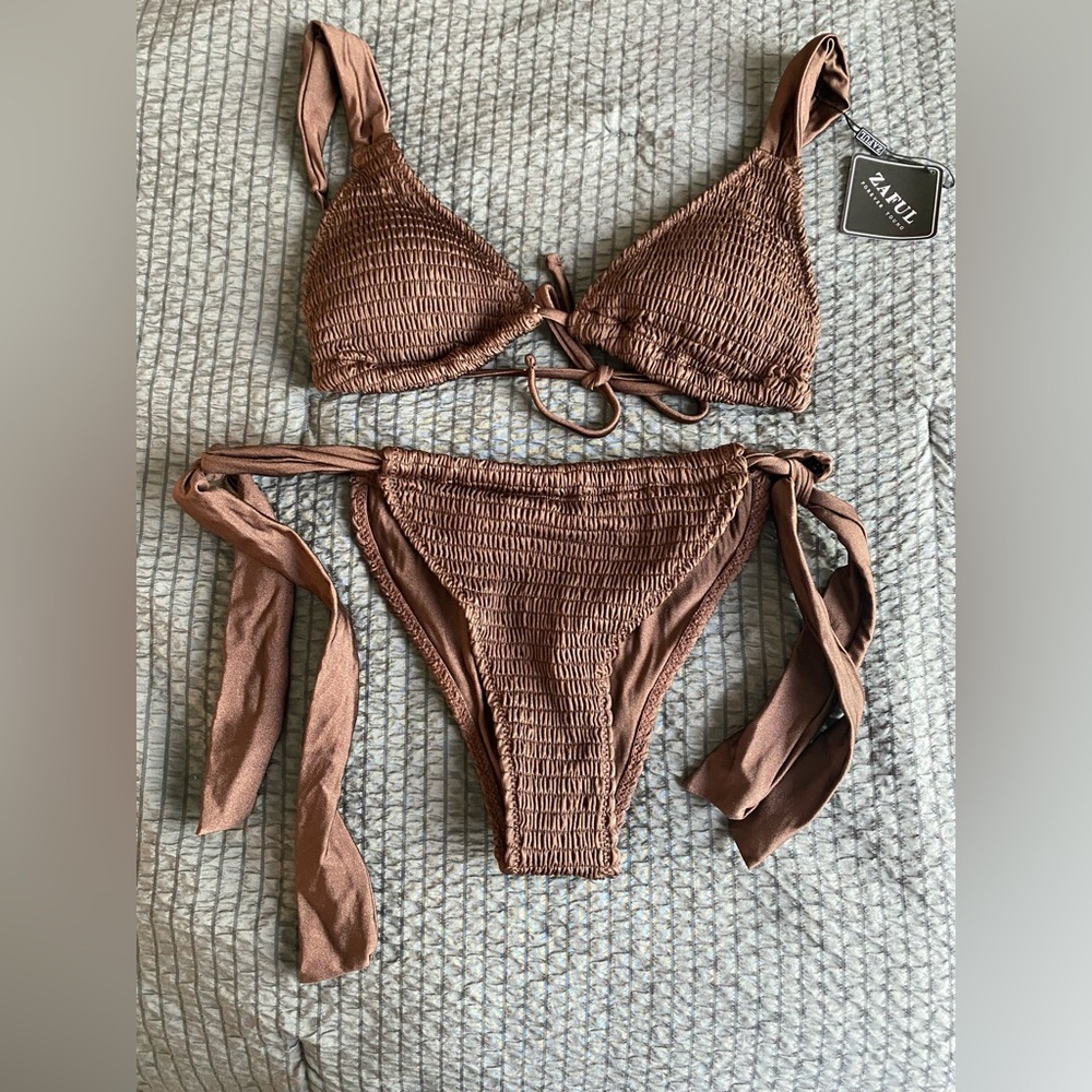 Zaful Brown Textured Bikini Set with Adjustable Straps - Picture 2 of 6